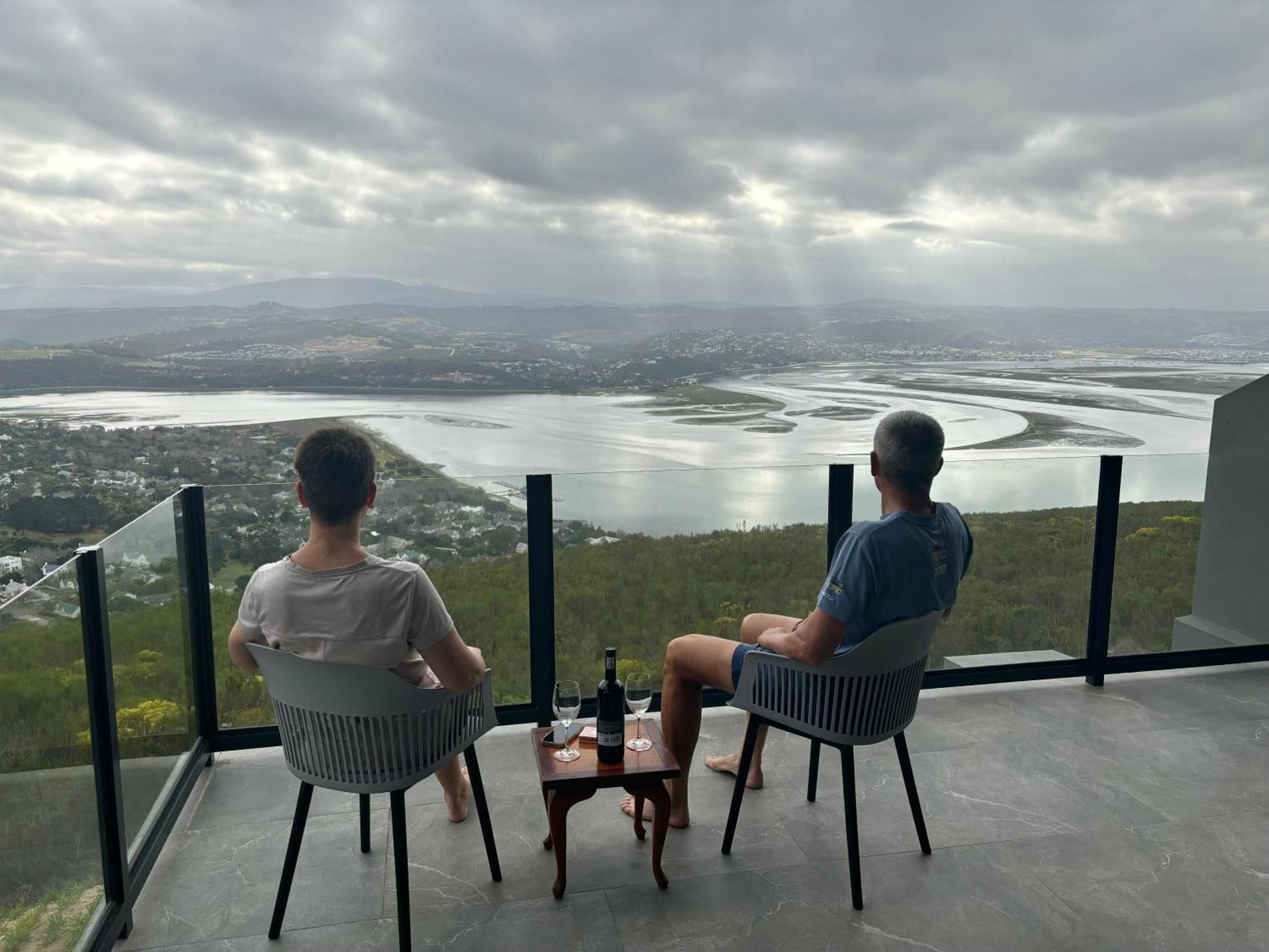 Die Uitzicht Guesthouse - Knysna Exteriör bild
