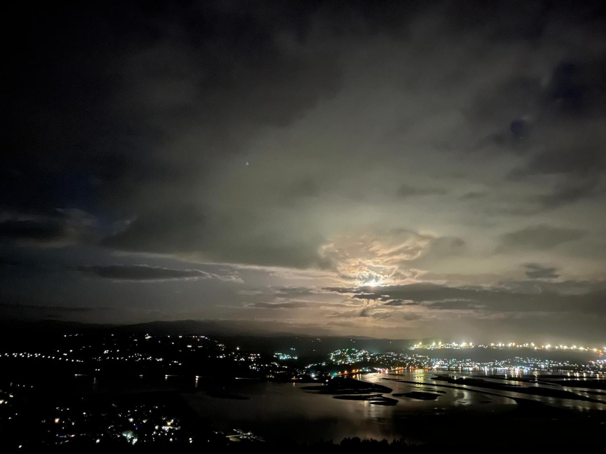 Die Uitzicht Guesthouse - Knysna Exteriör bild